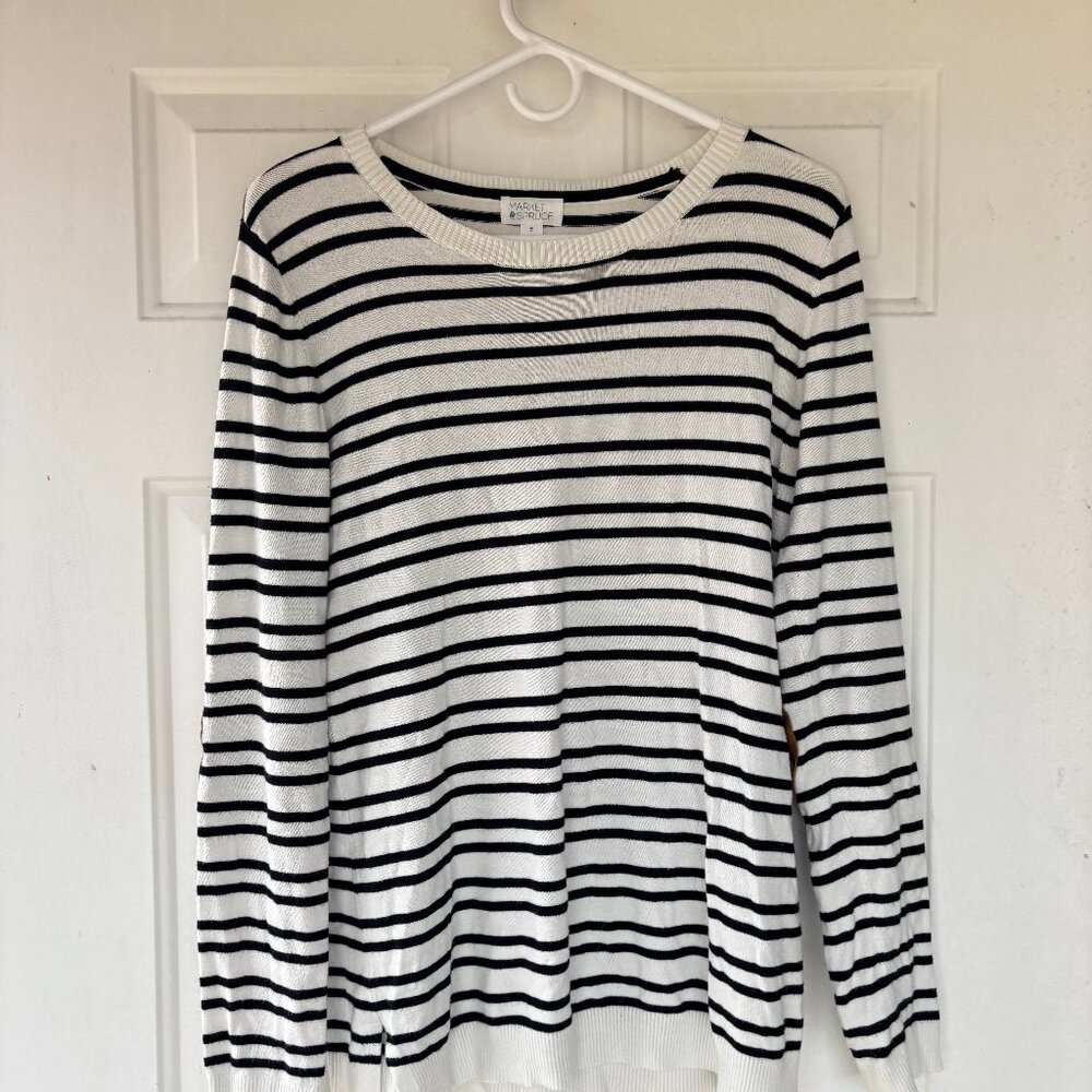 Market & Spruce Black and White Striped Sweater